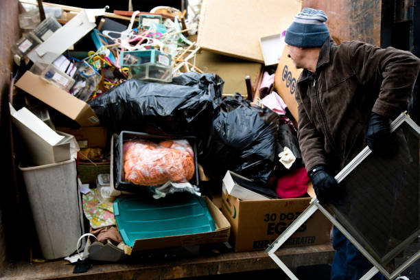 Best Commercial Junk Removal  in Yale, MI